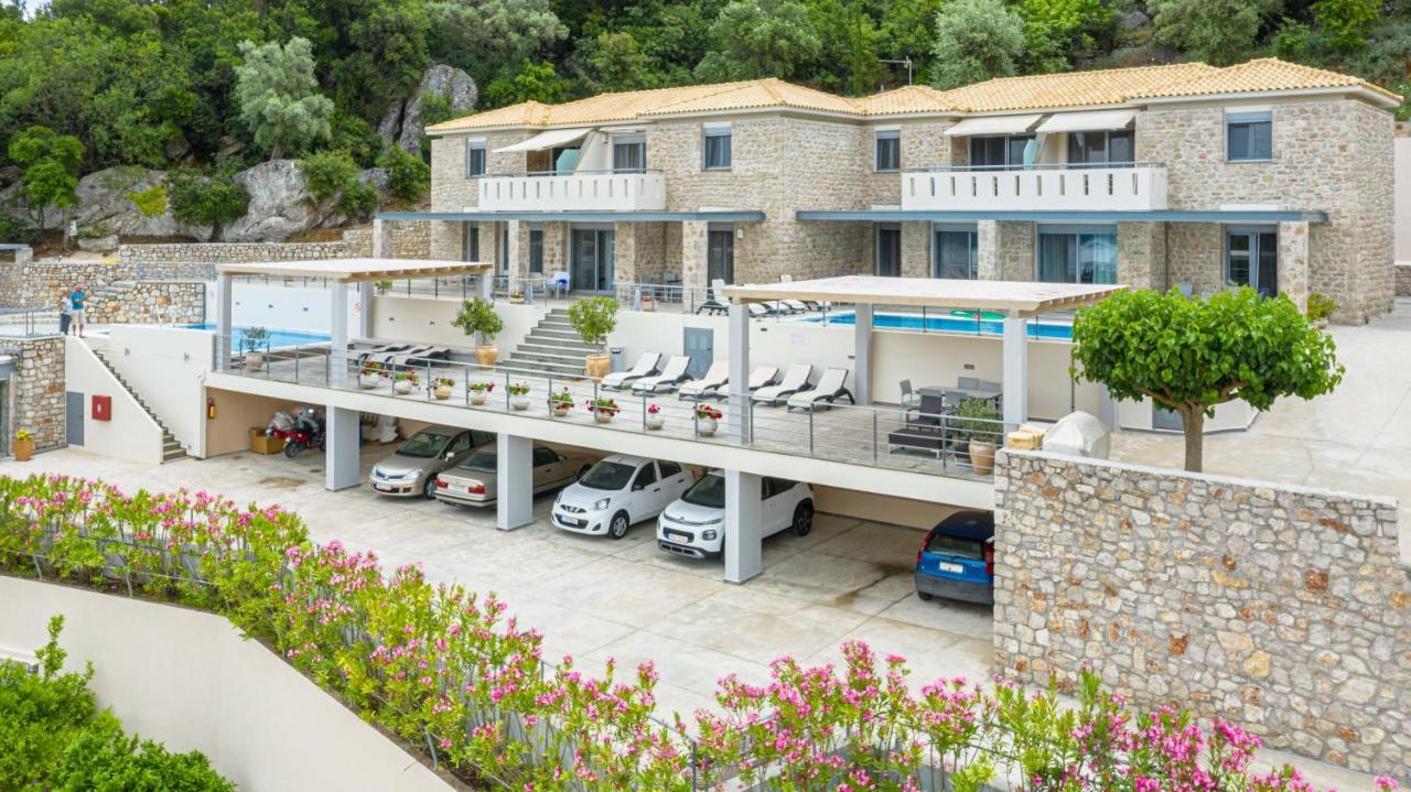 Thealos Village Aparthotel Lefkada リジア エクステリア 写真
