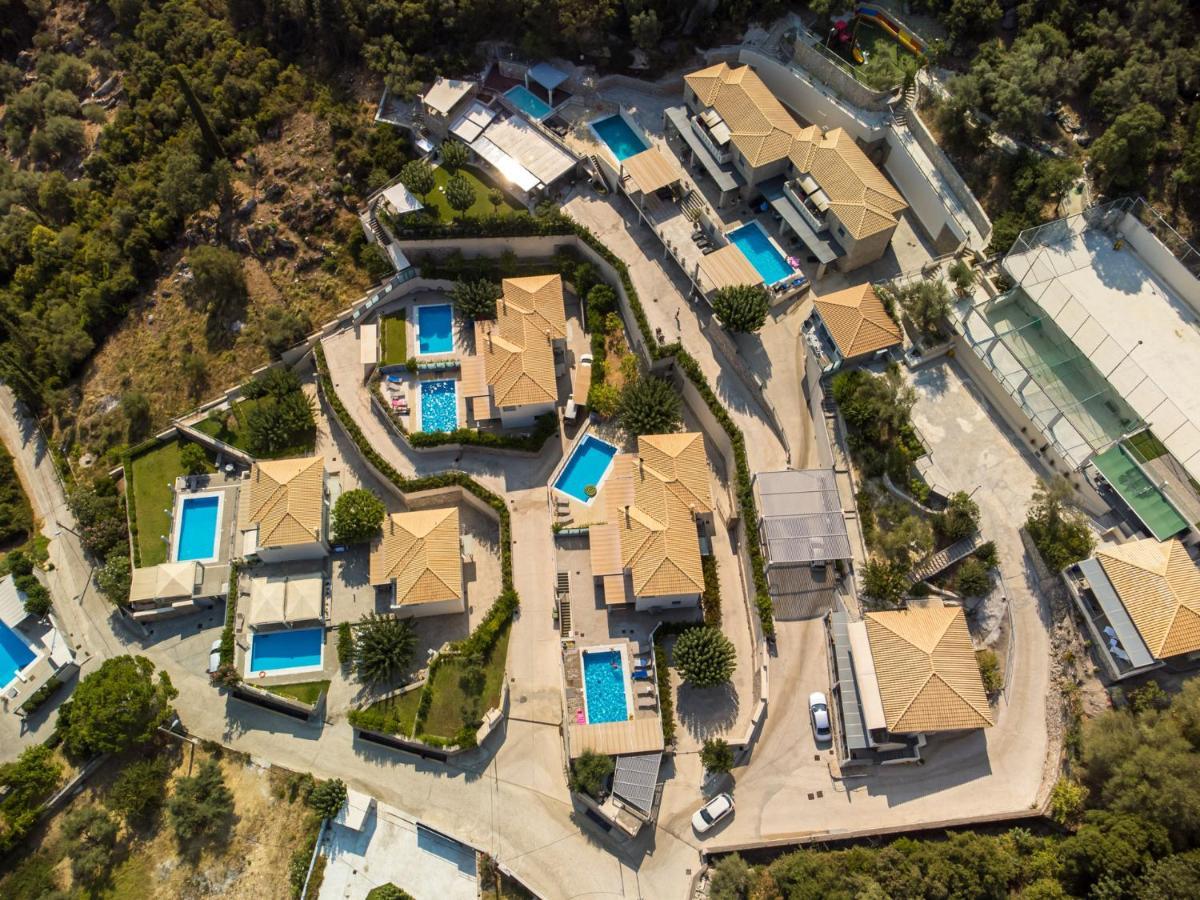 Thealos Village Aparthotel Lefkada リジア エクステリア 写真